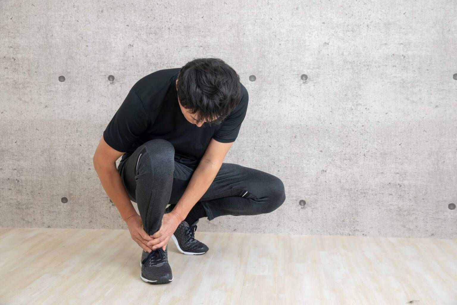 腳踝扭傷該怎麼辦？扭傷之後又該注意什麼？ - 封面圖